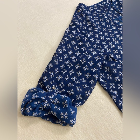 Gap patterned blouse - Picture 6 of 10